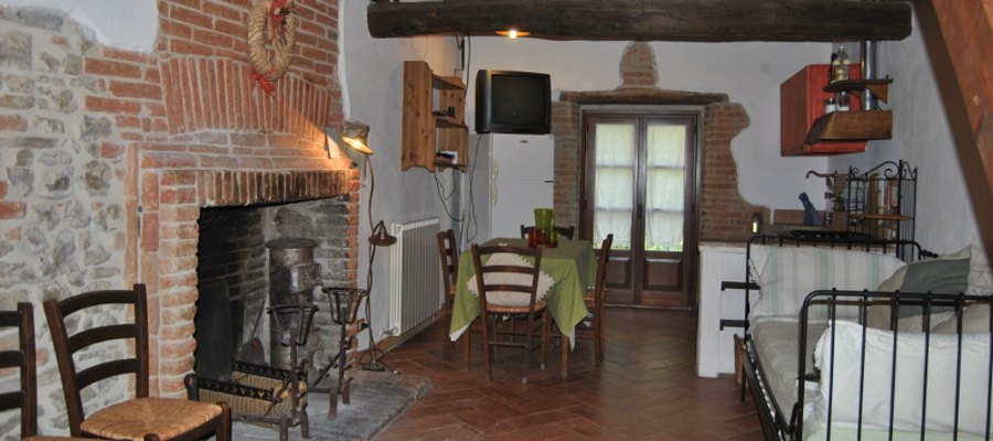 Ampia terrazza privata per il sole e le grigliate